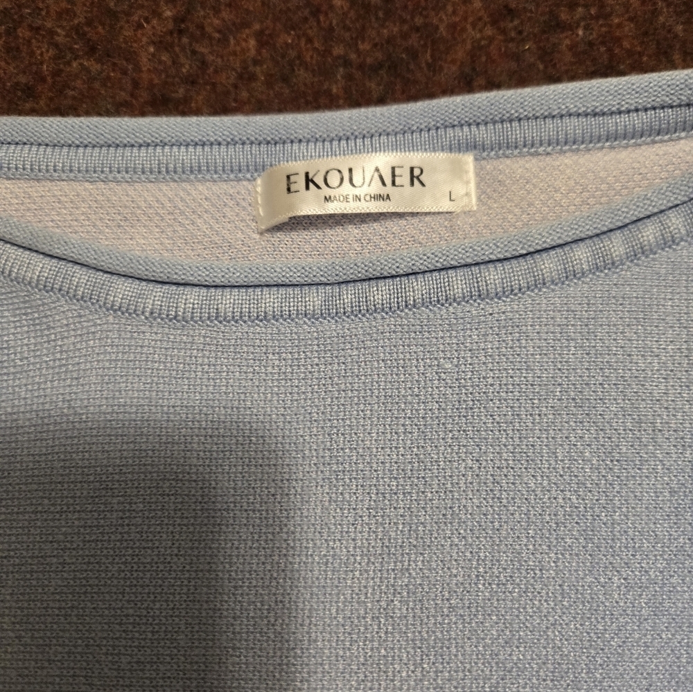 Ekouaer Daisy Pajama Top Size Large Has Staining On Sleeves - Picture 2 of 9